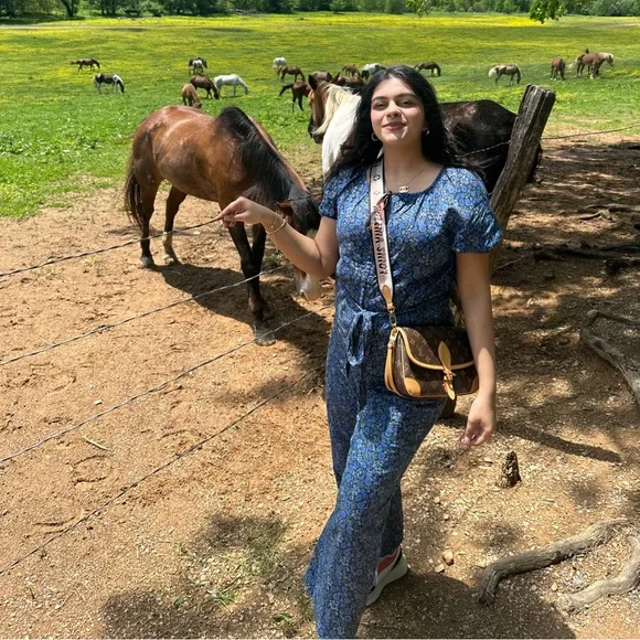 GAP Short Sleeve Raglan Summer Jumpsuit Blue Floral size 12 - Picture 9 of 10